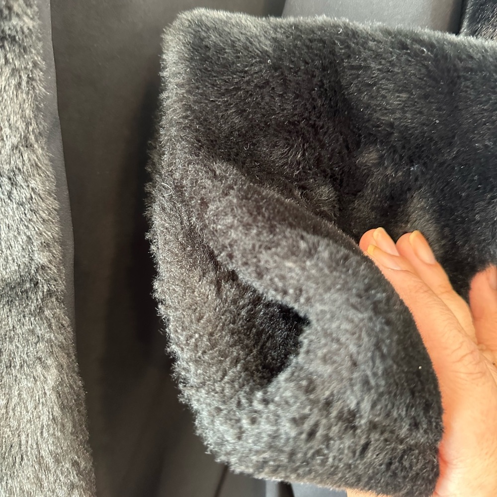 ALO Yoga Charcoal Knock Out coat - Picture 4 of 5